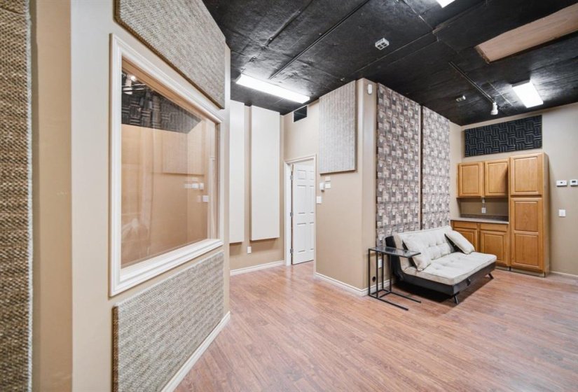 793 St Mary's, 2 Bedroom Bedrooms, 9 Room Rooms,1 BathroomBathrooms,Residential,For Sale,St Mary's,0