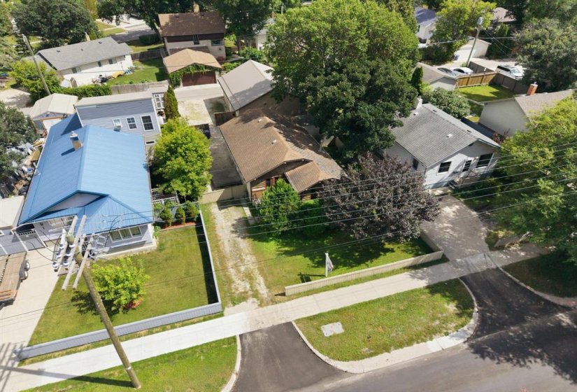 793 St Mary's, 2 Bedroom Bedrooms, 9 Room Rooms,1 BathroomBathrooms,Residential,For Sale,St Mary's,0