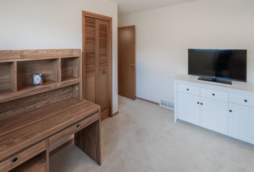 509 Weedon, 3 Bedroom Bedrooms, 8 Room Rooms,1 BathroomBathrooms,Residential,For Sale,Weedon,0