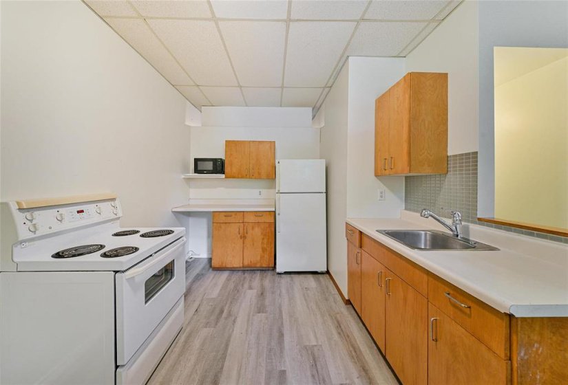 861 Cockburn, 1 Bedroom Bedrooms, 5 Room Rooms,1 BathroomBathrooms,Residential,For Sale,Cockburn,0