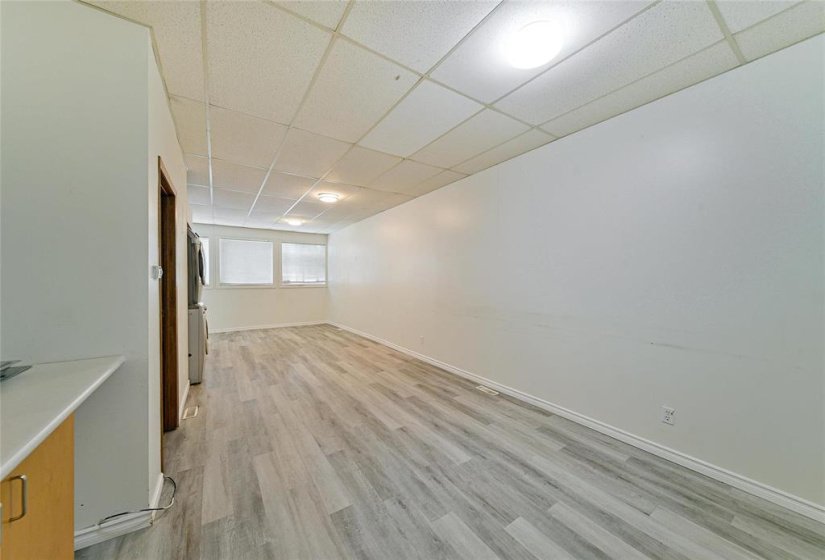 861 Cockburn, 1 Bedroom Bedrooms, 5 Room Rooms,1 BathroomBathrooms,Residential,For Sale,Cockburn,0