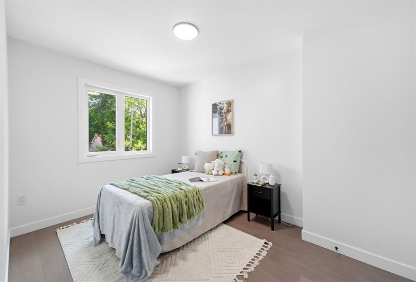 114 Lindsay, 4 Bedroom Bedrooms, 14 Room Rooms,3 BathroomBathrooms,Residential,For Sale,Lindsay,0