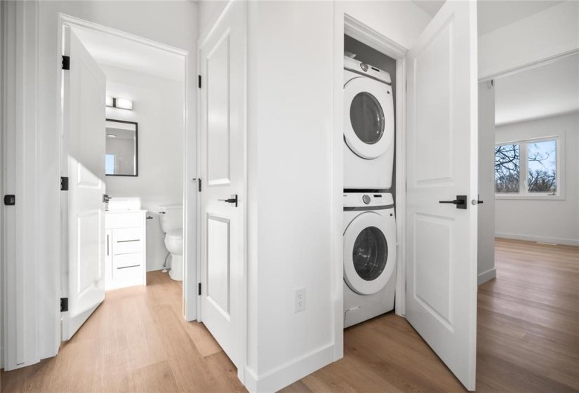 203 Centennial, 5 Bedroom Bedrooms, 16 Room Rooms,3 BathroomBathrooms,Residential,For Sale,Centennial,0