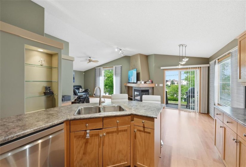 98 Dockside, 4 Bedroom Bedrooms, 13 Room Rooms,3 BathroomBathrooms,Residential,For Sale,Dockside,0