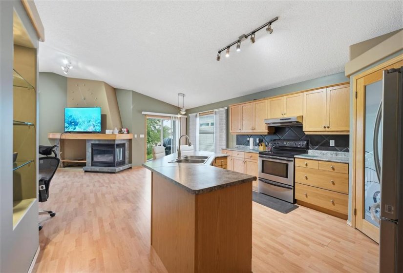 98 Dockside, 4 Bedroom Bedrooms, 13 Room Rooms,3 BathroomBathrooms,Residential,For Sale,Dockside,0