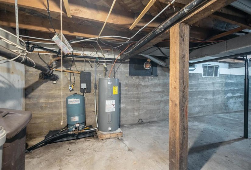 42003 93, 3 Bedroom Bedrooms, 8 Room Rooms,1 BathroomBathrooms,Residential,For Sale,93,0