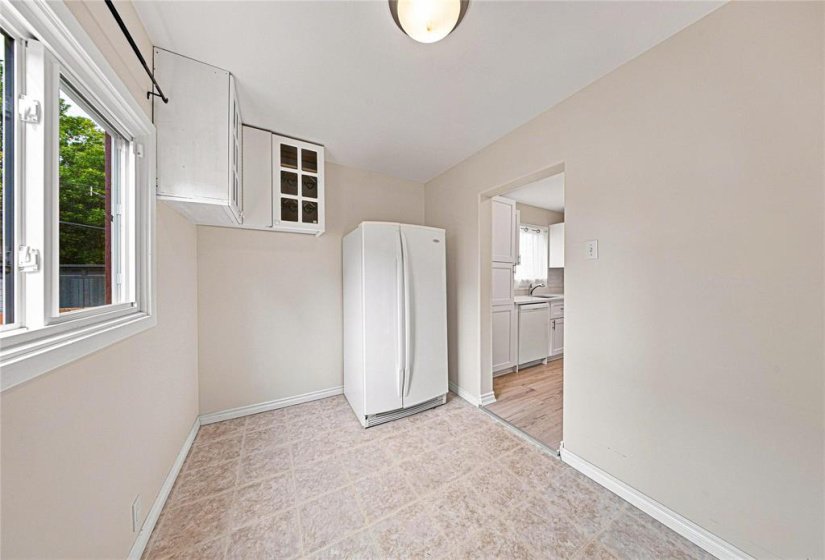 616 Greenwood, 3 Bedroom Bedrooms, 12 Room Rooms,2 BathroomBathrooms,Residential,For Sale,Greenwood,0