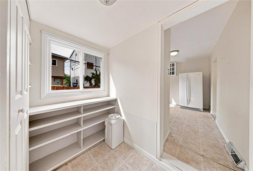 616 Greenwood, 3 Bedroom Bedrooms, 12 Room Rooms,2 BathroomBathrooms,Residential,For Sale,Greenwood,0