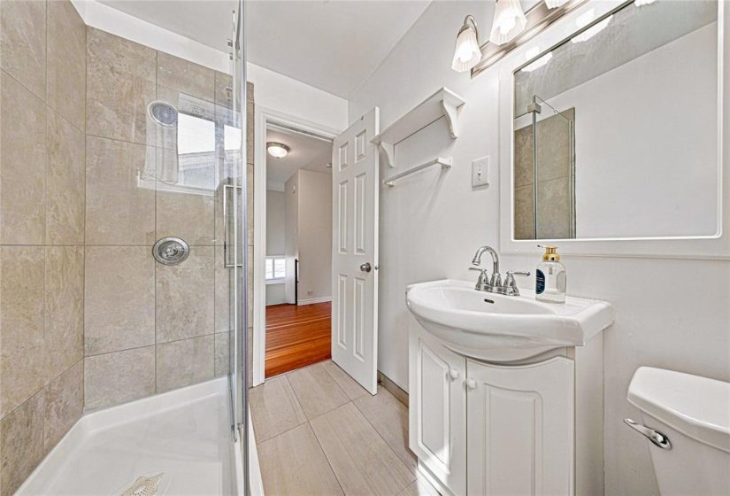 616 Greenwood, 3 Bedroom Bedrooms, 12 Room Rooms,2 BathroomBathrooms,Residential,For Sale,Greenwood,0