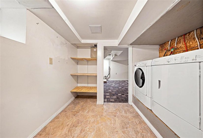 616 Greenwood, 3 Bedroom Bedrooms, 12 Room Rooms,2 BathroomBathrooms,Residential,For Sale,Greenwood,0