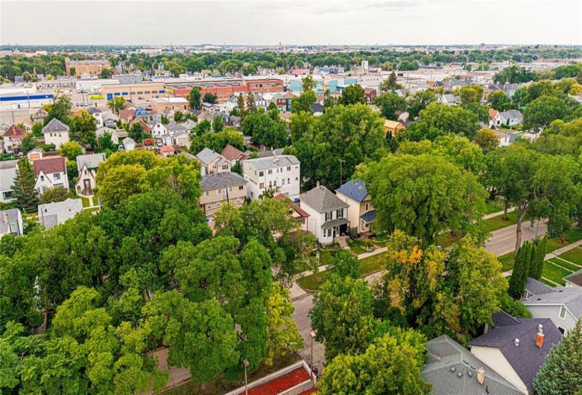 616 Greenwood, 3 Bedroom Bedrooms, 12 Room Rooms,2 BathroomBathrooms,Residential,For Sale,Greenwood,0