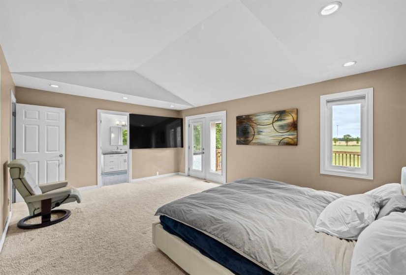 1556 Leclaire, 4 Bedroom Bedrooms, 19 Room Rooms,3 BathroomBathrooms,Residential,For Sale,Leclaire,0