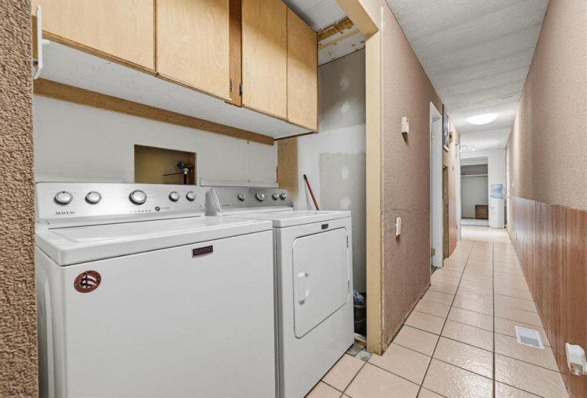 97 Bonneteau, 3 Bedroom Bedrooms, 8 Room Rooms,1 BathroomBathrooms,Residential,For Sale,Bonneteau,0