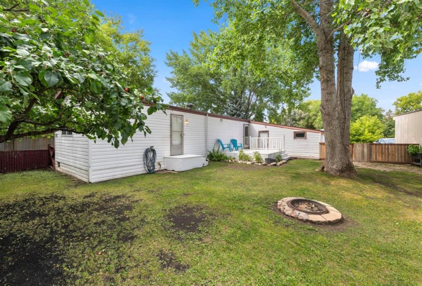 97 Bonneteau, 3 Bedroom Bedrooms, 8 Room Rooms,1 BathroomBathrooms,Residential,For Sale,Bonneteau,0