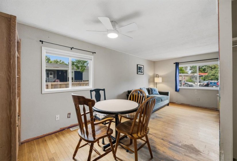 97 Bonneteau, 3 Bedroom Bedrooms, 8 Room Rooms,1 BathroomBathrooms,Residential,For Sale,Bonneteau,0