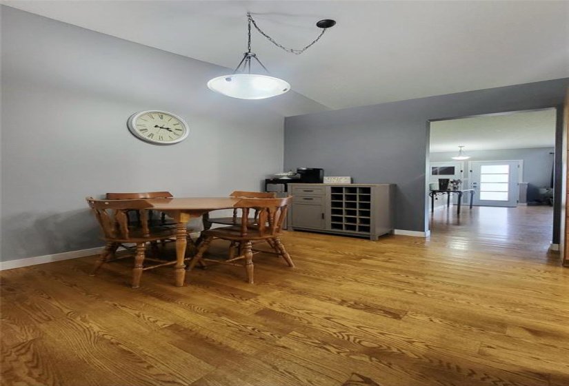 139 MORRISON, 3 Bedroom Bedrooms, 15 Room Rooms,3 BathroomBathrooms,Residential,For Sale,MORRISON,0