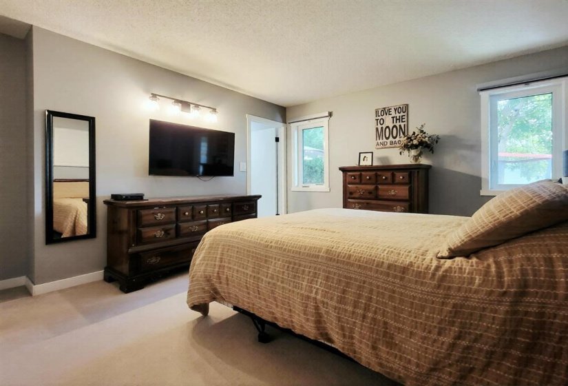 139 MORRISON, 3 Bedroom Bedrooms, 15 Room Rooms,3 BathroomBathrooms,Residential,For Sale,MORRISON,0