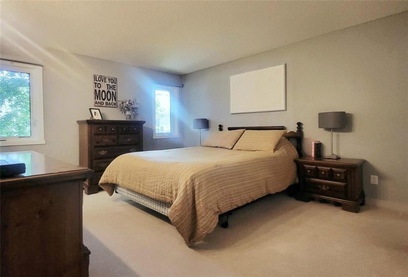 139 MORRISON, 3 Bedroom Bedrooms, 15 Room Rooms,3 BathroomBathrooms,Residential,For Sale,MORRISON,0