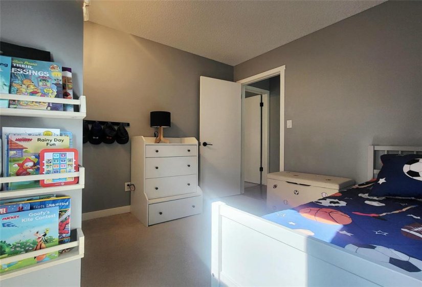 139 MORRISON, 3 Bedroom Bedrooms, 15 Room Rooms,3 BathroomBathrooms,Residential,For Sale,MORRISON,0