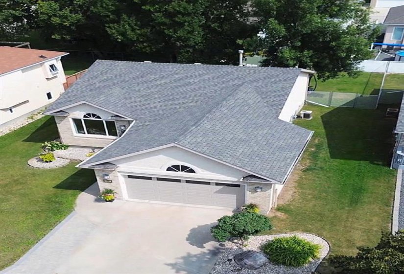 139 MORRISON, 3 Bedroom Bedrooms, 15 Room Rooms,3 BathroomBathrooms,Residential,For Sale,MORRISON,0