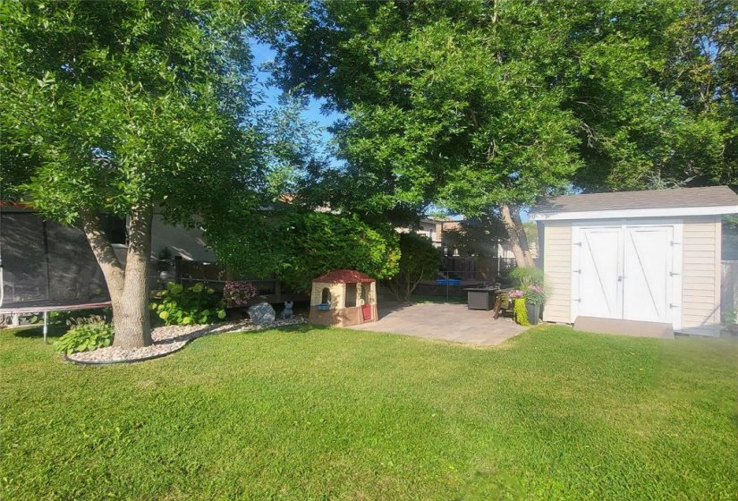 139 MORRISON, 3 Bedroom Bedrooms, 15 Room Rooms,3 BathroomBathrooms,Residential,For Sale,MORRISON,0