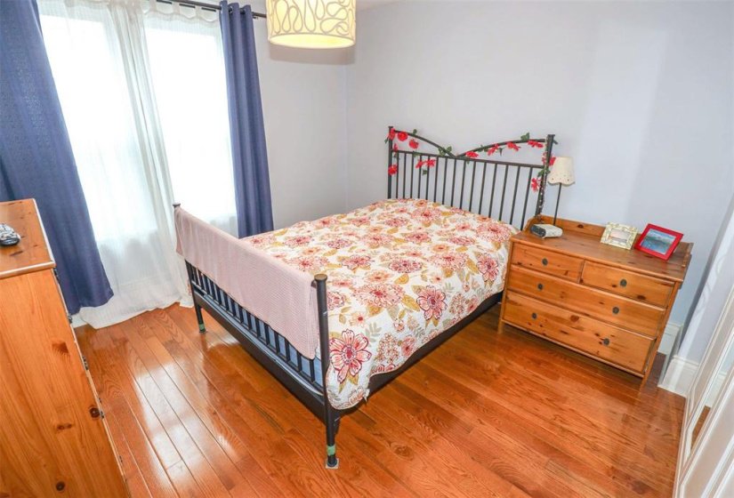 542 Camden, 3 Bedroom Bedrooms, 10 Room Rooms,2 BathroomBathrooms,Residential,For Sale,Camden,0