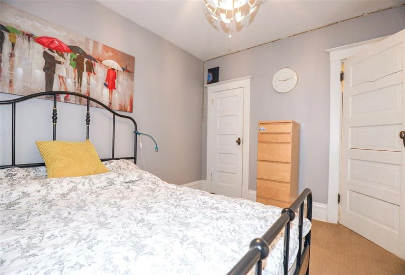 542 Camden, 3 Bedroom Bedrooms, 10 Room Rooms,2 BathroomBathrooms,Residential,For Sale,Camden,0