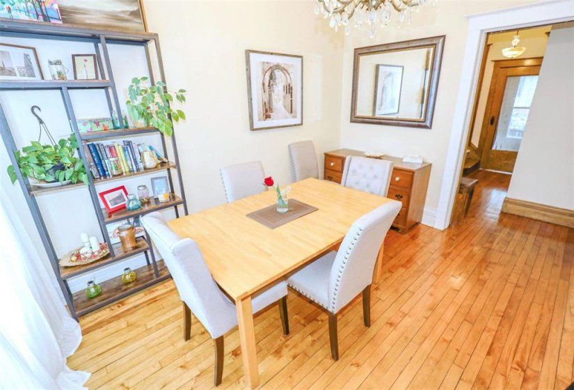 542 Camden, 3 Bedroom Bedrooms, 10 Room Rooms,2 BathroomBathrooms,Residential,For Sale,Camden,0