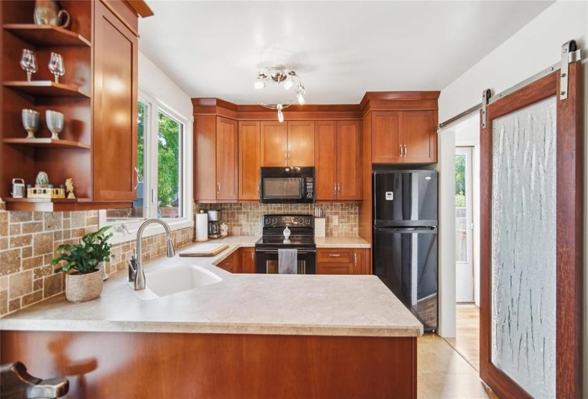 16 Berkshire, 3 Bedroom Bedrooms, 8 Room Rooms,1 BathroomBathrooms,Residential,For Sale,Berkshire,0