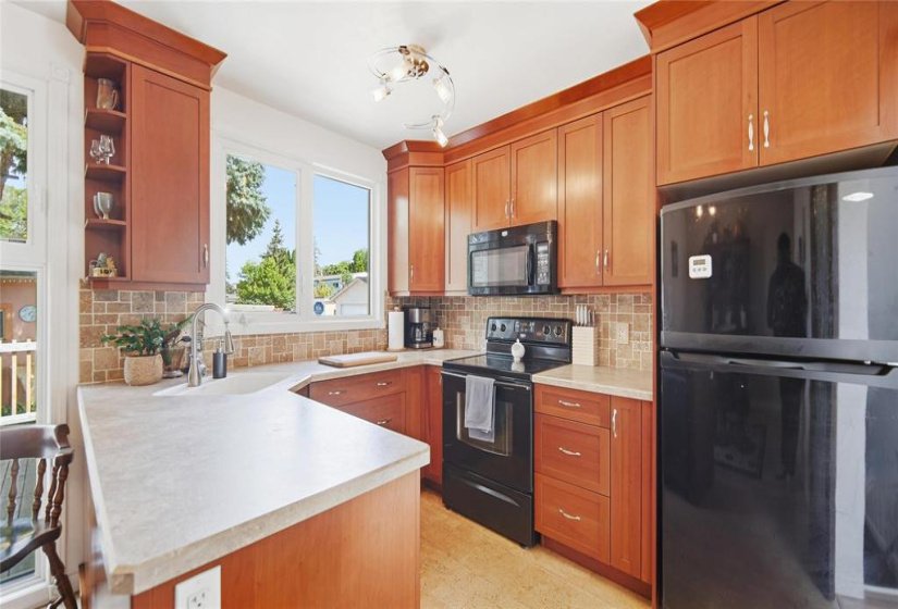 16 Berkshire, 3 Bedroom Bedrooms, 8 Room Rooms,1 BathroomBathrooms,Residential,For Sale,Berkshire,0