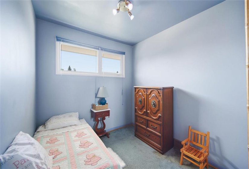 16 Berkshire, 3 Bedroom Bedrooms, 8 Room Rooms,1 BathroomBathrooms,Residential,For Sale,Berkshire,0