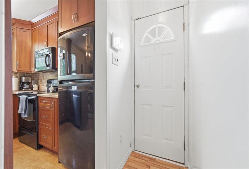 16 Berkshire, 3 Bedroom Bedrooms, 8 Room Rooms,1 BathroomBathrooms,Residential,For Sale,Berkshire,0