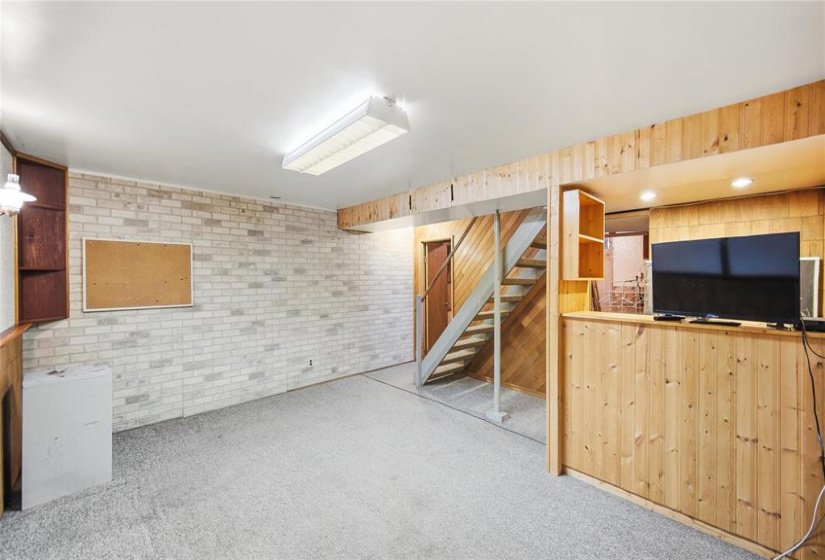 16 Berkshire, 3 Bedroom Bedrooms, 8 Room Rooms,1 BathroomBathrooms,Residential,For Sale,Berkshire,0