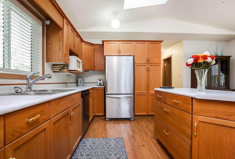 66 Village, 2 Bedroom Bedrooms, 9 Room Rooms,2 BathroomBathrooms,Residential,For Sale,Village,0