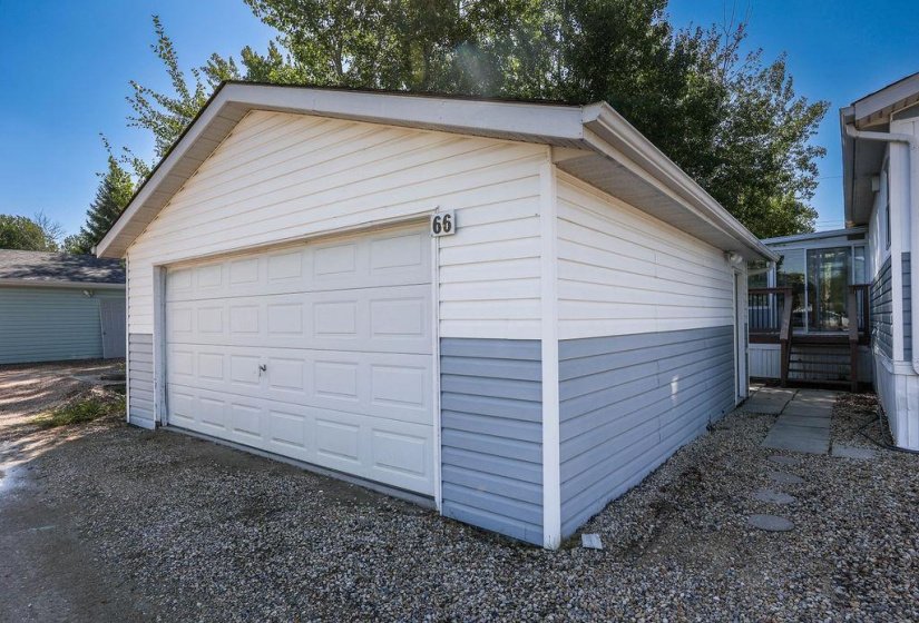 66 Village, 2 Bedroom Bedrooms, 9 Room Rooms,2 BathroomBathrooms,Residential,For Sale,Village,0