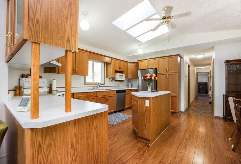66 Village, 2 Bedroom Bedrooms, 9 Room Rooms,2 BathroomBathrooms,Residential,For Sale,Village,0