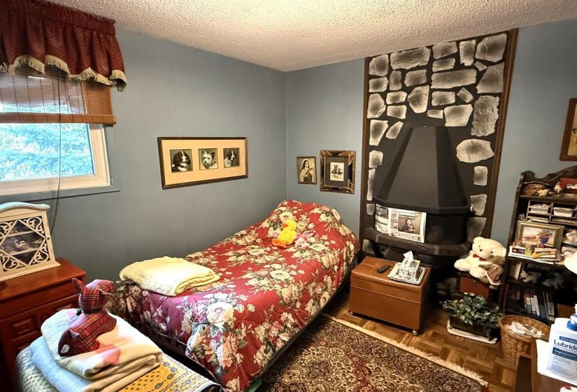 35 Morton, 3 Bedroom Bedrooms, 10 Room Rooms,1 BathroomBathrooms,Residential,For Sale,Morton,0