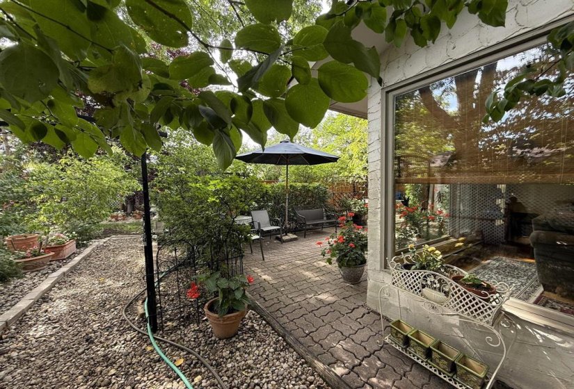 35 Morton, 3 Bedroom Bedrooms, 10 Room Rooms,1 BathroomBathrooms,Residential,For Sale,Morton,0