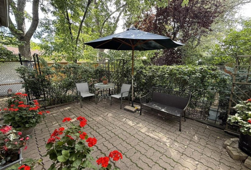 35 Morton, 3 Bedroom Bedrooms, 10 Room Rooms,1 BathroomBathrooms,Residential,For Sale,Morton,0