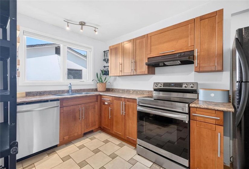 82 Acadia, 4 Bedroom Bedrooms, 11 Room Rooms,2 BathroomBathrooms,Residential,For Sale,Acadia,0