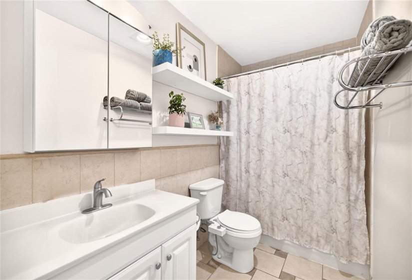 82 Acadia, 4 Bedroom Bedrooms, 11 Room Rooms,2 BathroomBathrooms,Residential,For Sale,Acadia,0