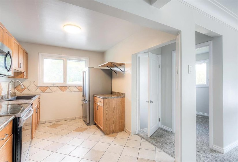 568 Johnson, 5 Bedroom Bedrooms, 15 Room Rooms,2 BathroomBathrooms,Residential,For Sale,Johnson,0