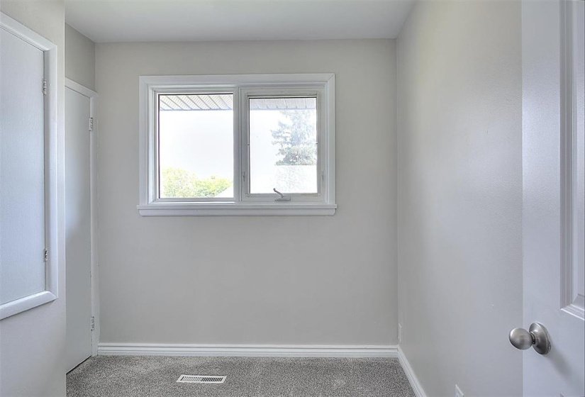 568 Johnson, 5 Bedroom Bedrooms, 15 Room Rooms,2 BathroomBathrooms,Residential,For Sale,Johnson,0