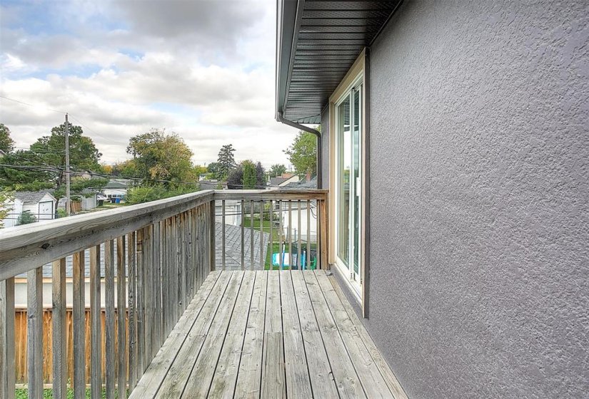 568 Johnson, 5 Bedroom Bedrooms, 15 Room Rooms,2 BathroomBathrooms,Residential,For Sale,Johnson,0