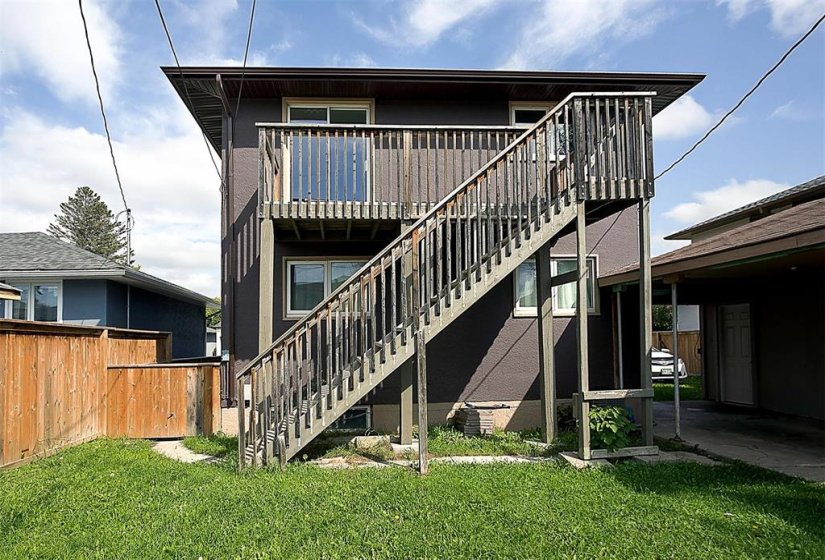 568 Johnson, 5 Bedroom Bedrooms, 15 Room Rooms,2 BathroomBathrooms,Residential,For Sale,Johnson,0