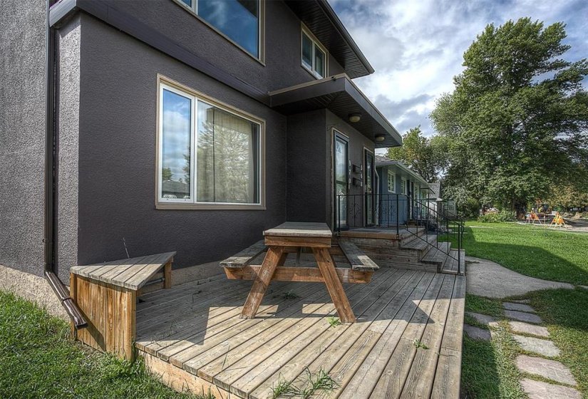 568 Johnson, 5 Bedroom Bedrooms, 15 Room Rooms,2 BathroomBathrooms,Residential,For Sale,Johnson,0