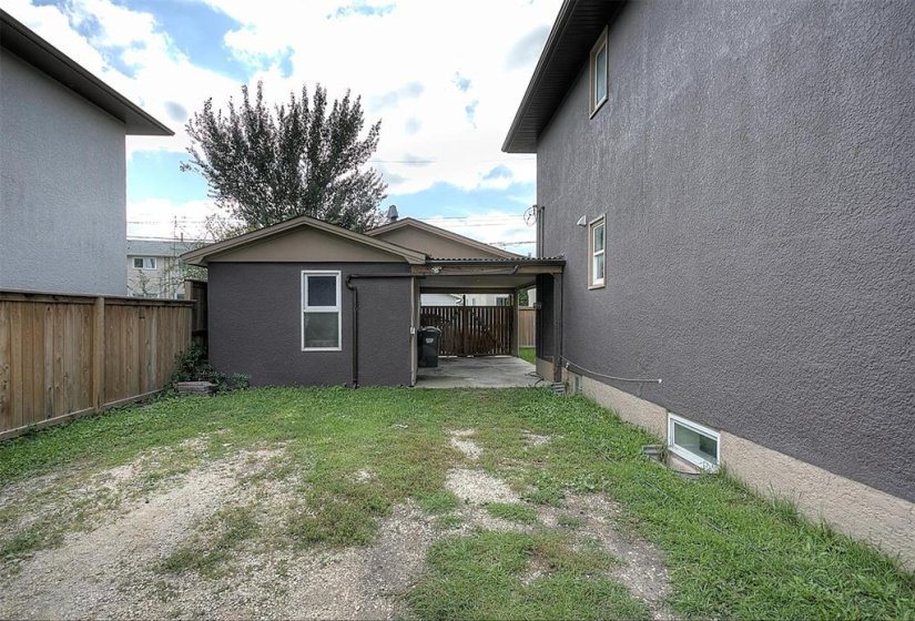568 Johnson, 5 Bedroom Bedrooms, 15 Room Rooms,2 BathroomBathrooms,Residential,For Sale,Johnson,0