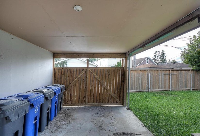 568 Johnson, 5 Bedroom Bedrooms, 15 Room Rooms,2 BathroomBathrooms,Residential,For Sale,Johnson,0