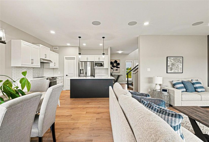 195 Tanager, 3 Bedroom Bedrooms, 11 Room Rooms,2 BathroomBathrooms,Residential,For Sale,Tanager,0