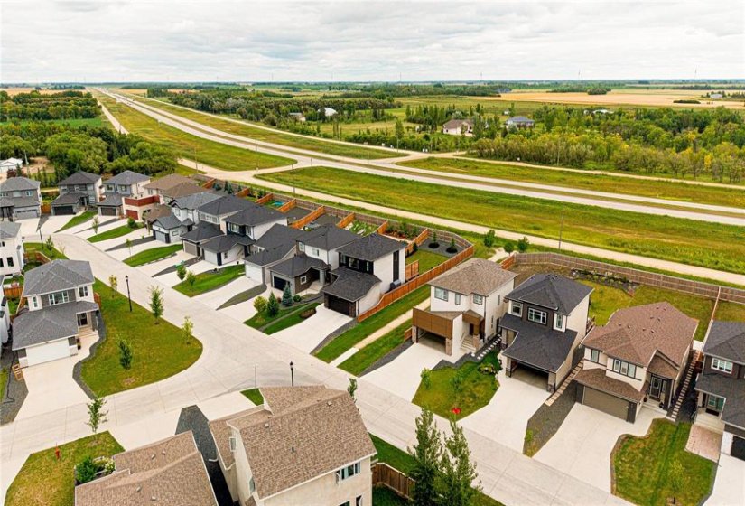 195 Tanager, 3 Bedroom Bedrooms, 11 Room Rooms,2 BathroomBathrooms,Residential,For Sale,Tanager,0